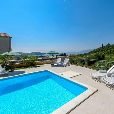 Guest House Villa Bellevue 2 察夫塔特 外观 照片